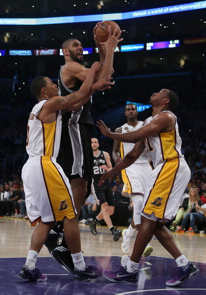 许多人生活 许多人生活