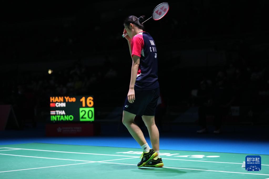 派足球的传 派足球的传