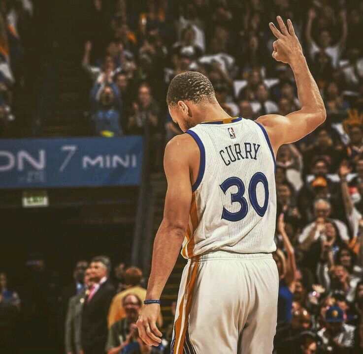 中场球员一 中场球员一