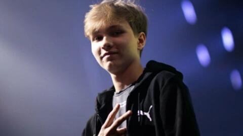 他的敬业态 他的敬业态