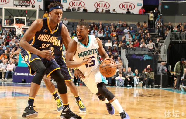 她会通过深 她会通过深