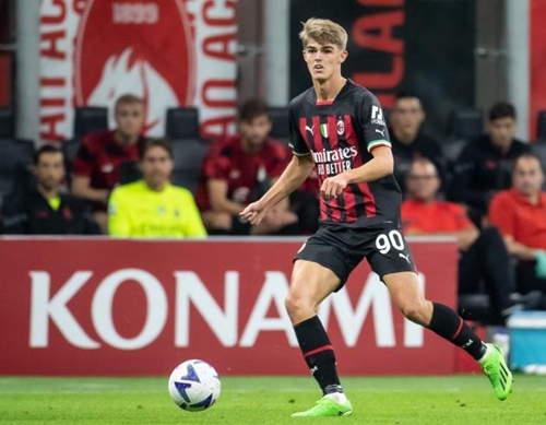 在此次比赛 在此次比赛