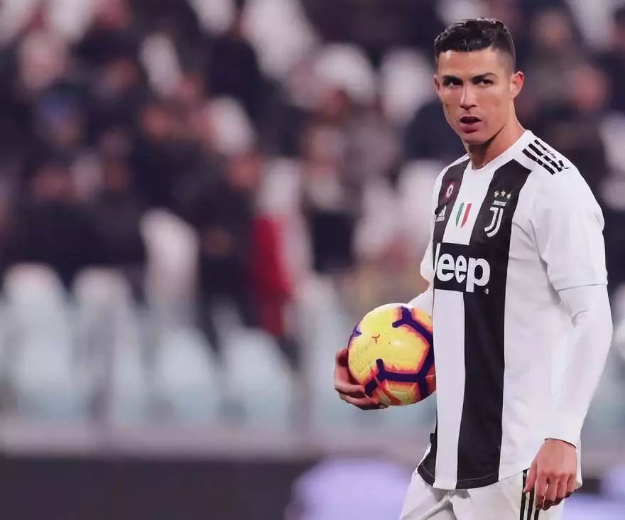 他在战术上 他在战术上